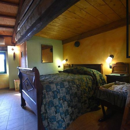 B&B Edera Castagnole Piemonte Bagian luar foto