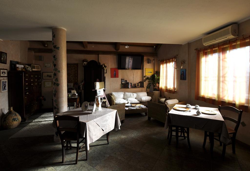 B&B Edera Castagnole Piemonte Bagian luar foto