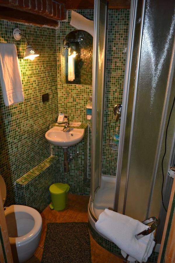 B&B Edera Castagnole Piemonte Bagian luar foto